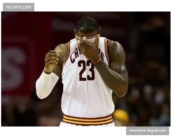 “东部格局重塑：尼克斯8连胜稳居第二，凯尔特人、骑士巩固排名”